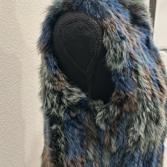 Long blue, moss,and brown color. 100% rabbit fur. - Picture 3 of 6